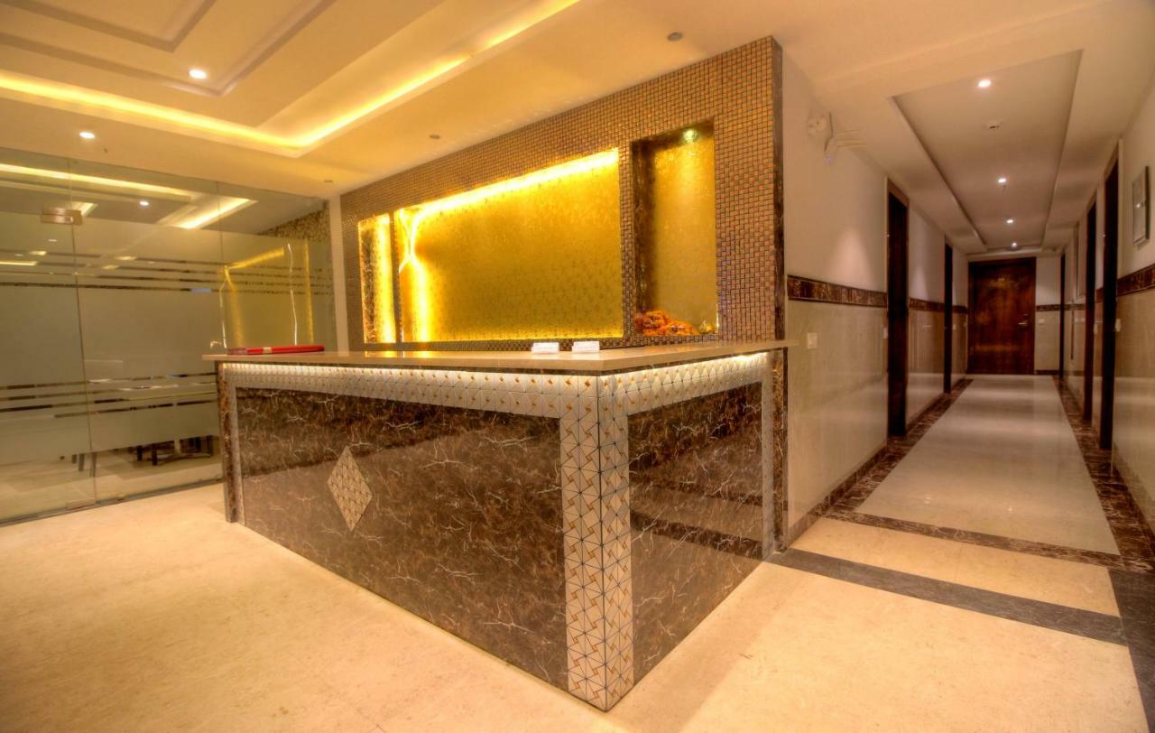 Hotel The Vegas Delhi Airport- A Boutique Hotel Nuova Delhi Esterno foto